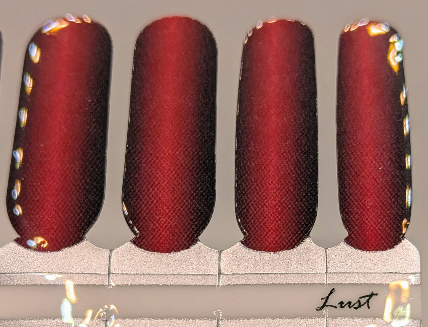 Lust Glossy