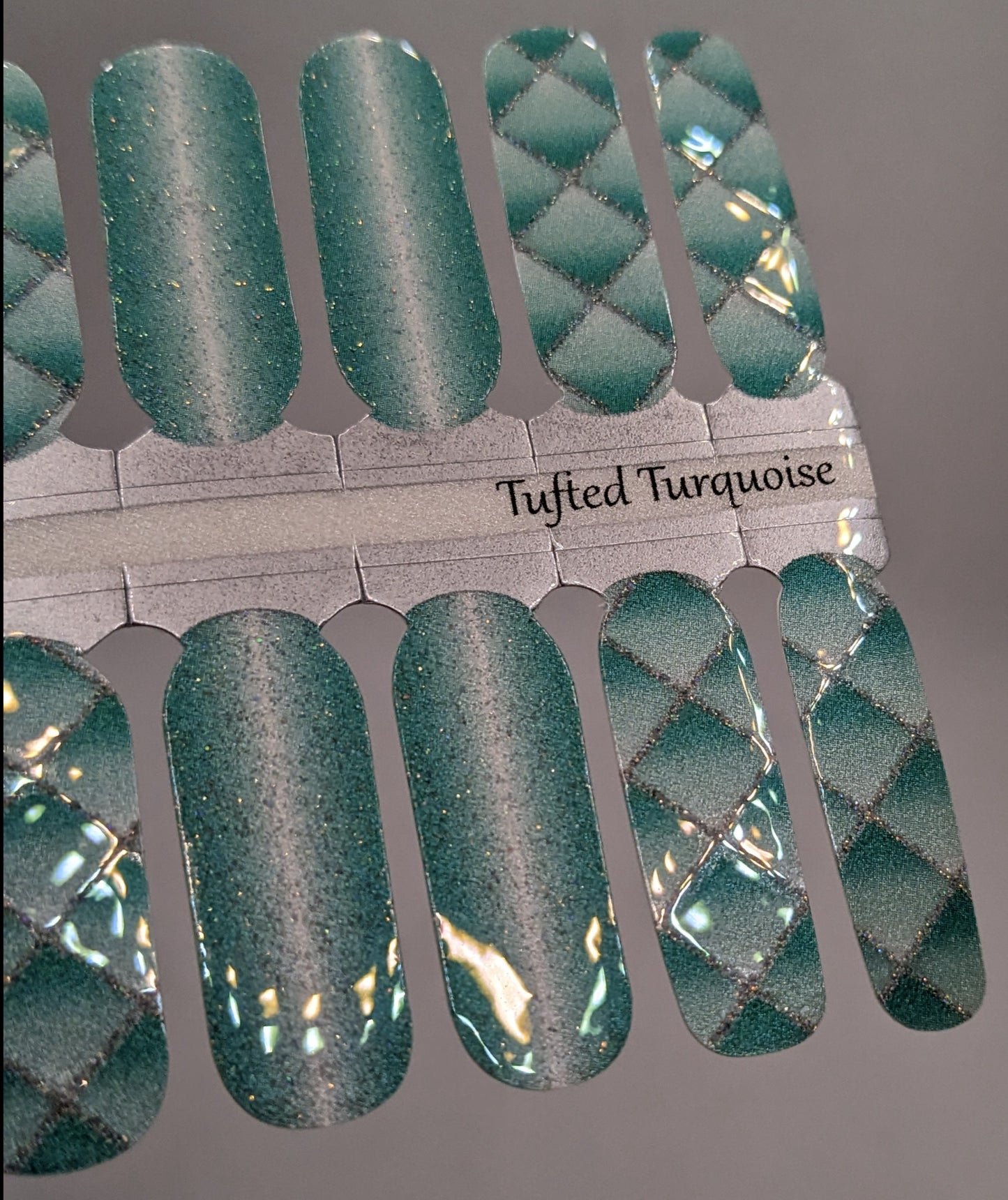 Tufted Turquoise