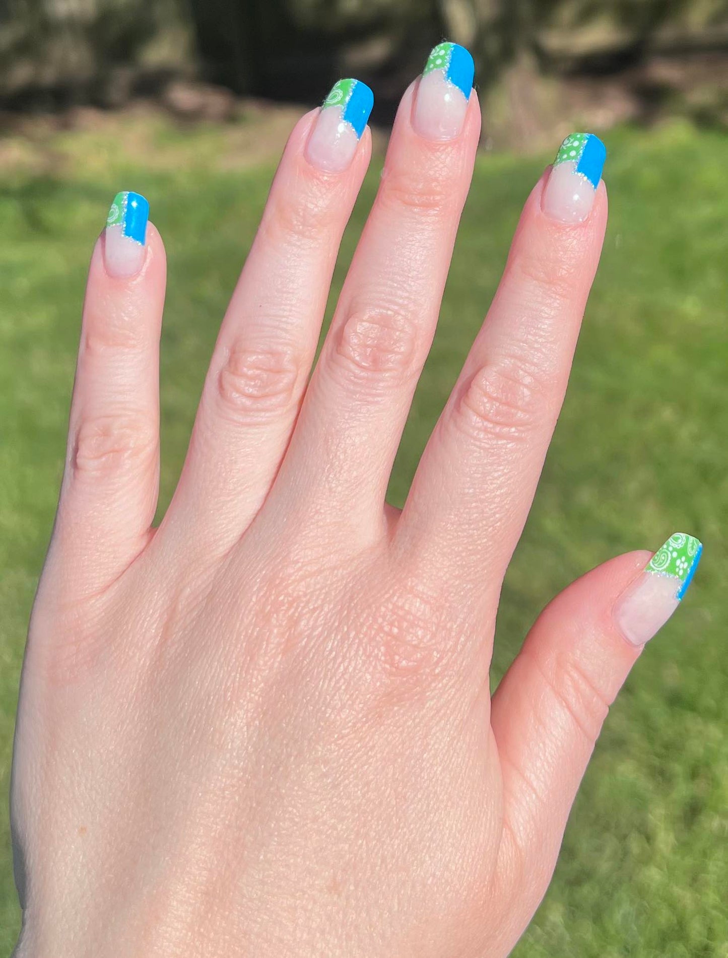 Blue/Green Neon Paisley Tips